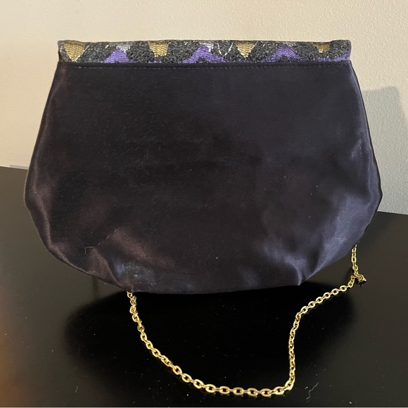 Vintage Purse - Picture 2 of 3